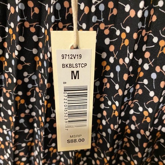 NWT Max Studio black print pleated elastic waist skirt, MSRP $88! Size Medium - Picture 7 of 7